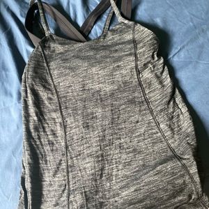 grey lululemon top